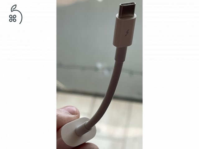 Apple Thunderbolt 3 Thunderbolt 2 adapter + 0,5 m-es Apple Thunderbolt 2 kábel