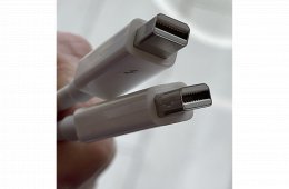 Apple Thunderbolt 3 Thunderbolt 2 adapter + 0,5 m-es Apple Thunderbolt 2 kábel