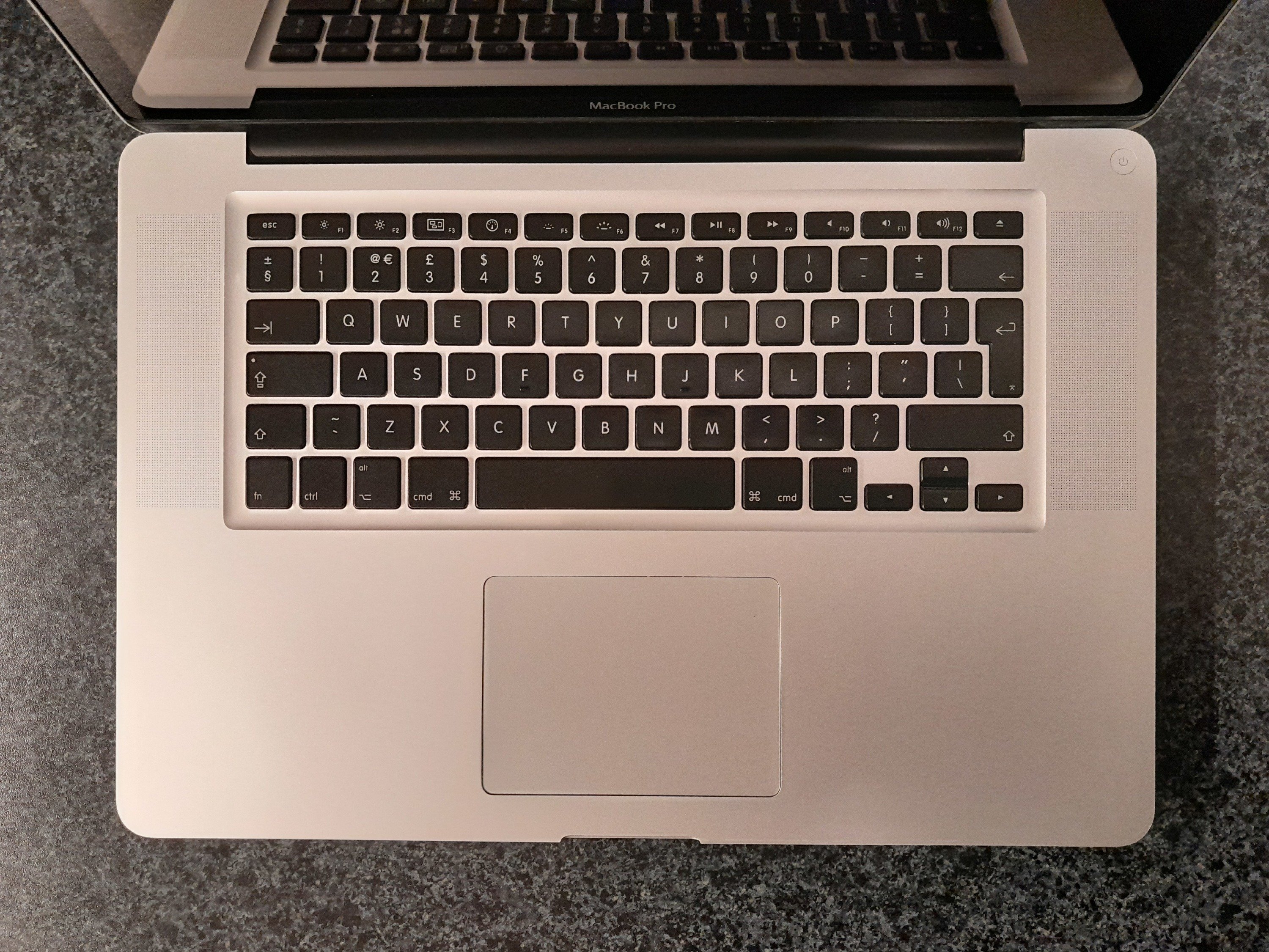 Hibás Macbook Pro 15-inch 2009 A1286