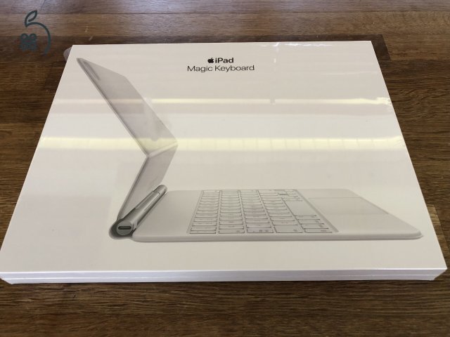 Magic Keyboard 11 hüvelykes iPad Airhez (M2) – magyar - (Fehér) - Csak-1db!