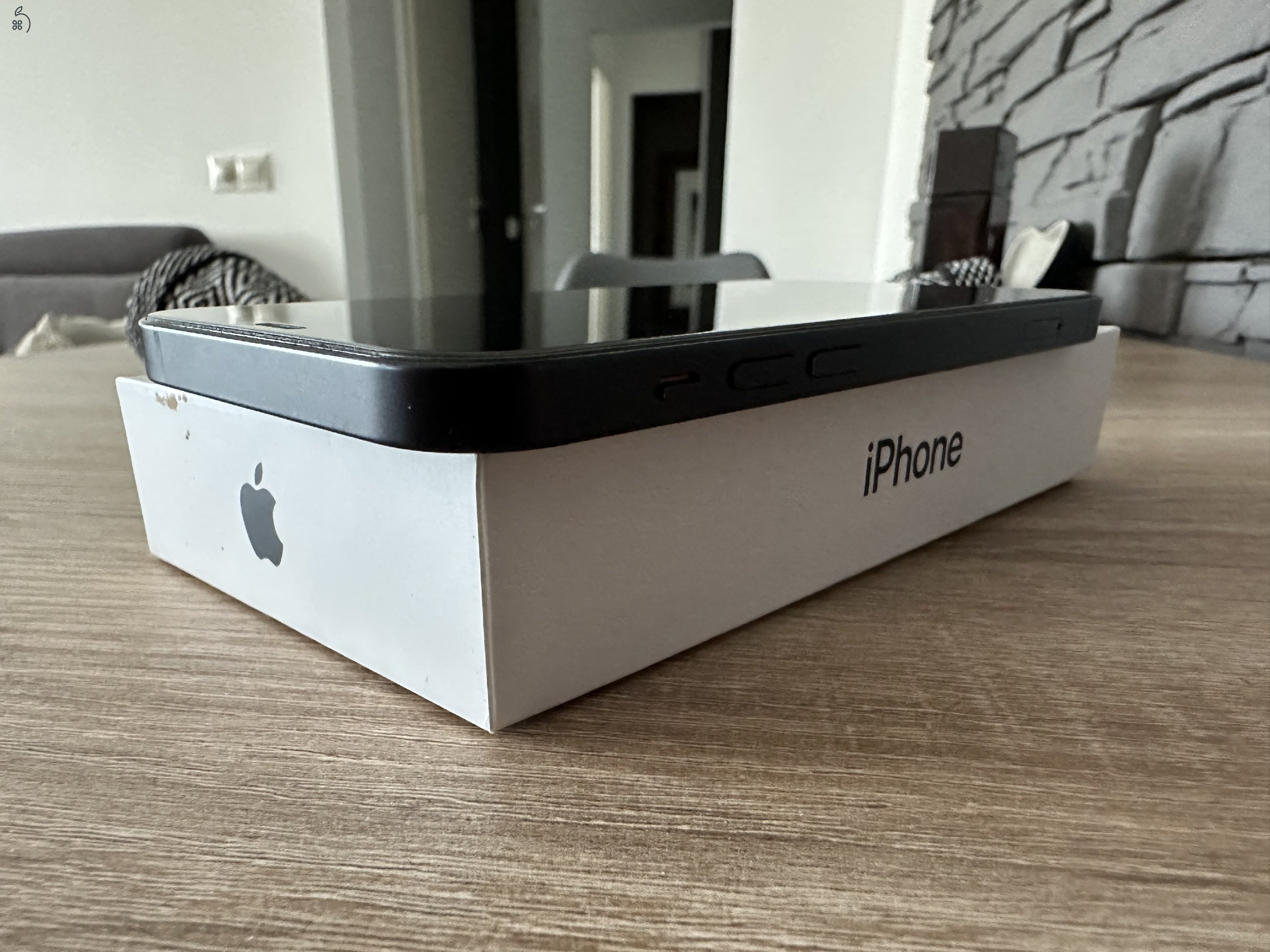 iPhone 12 64GB Black