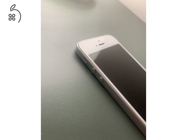 iPhone SE (2016), fehér, gyári kártyafüggetlen, 64 GB