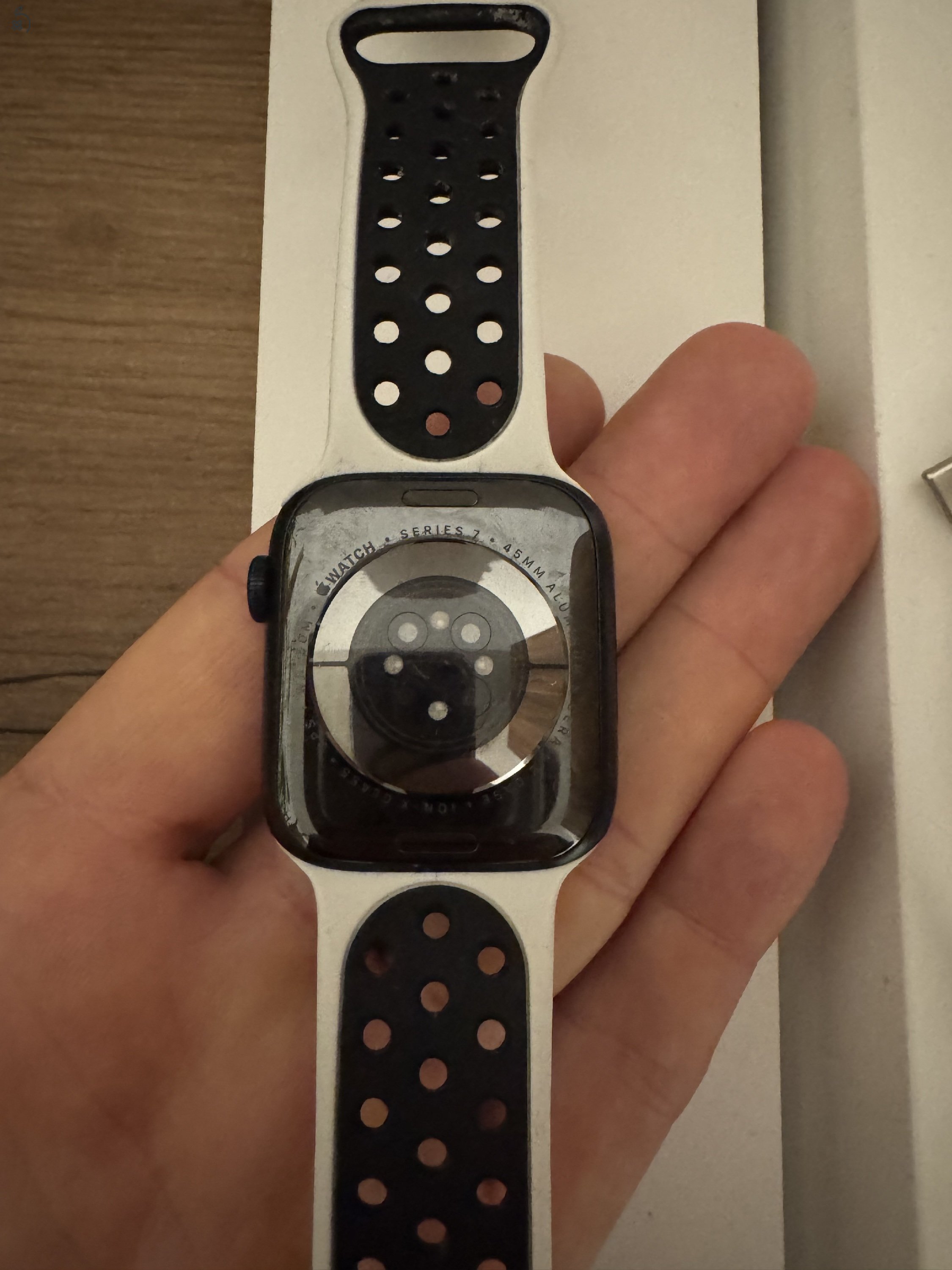 Eladó Apple Watch Series 7 45mm GPS!