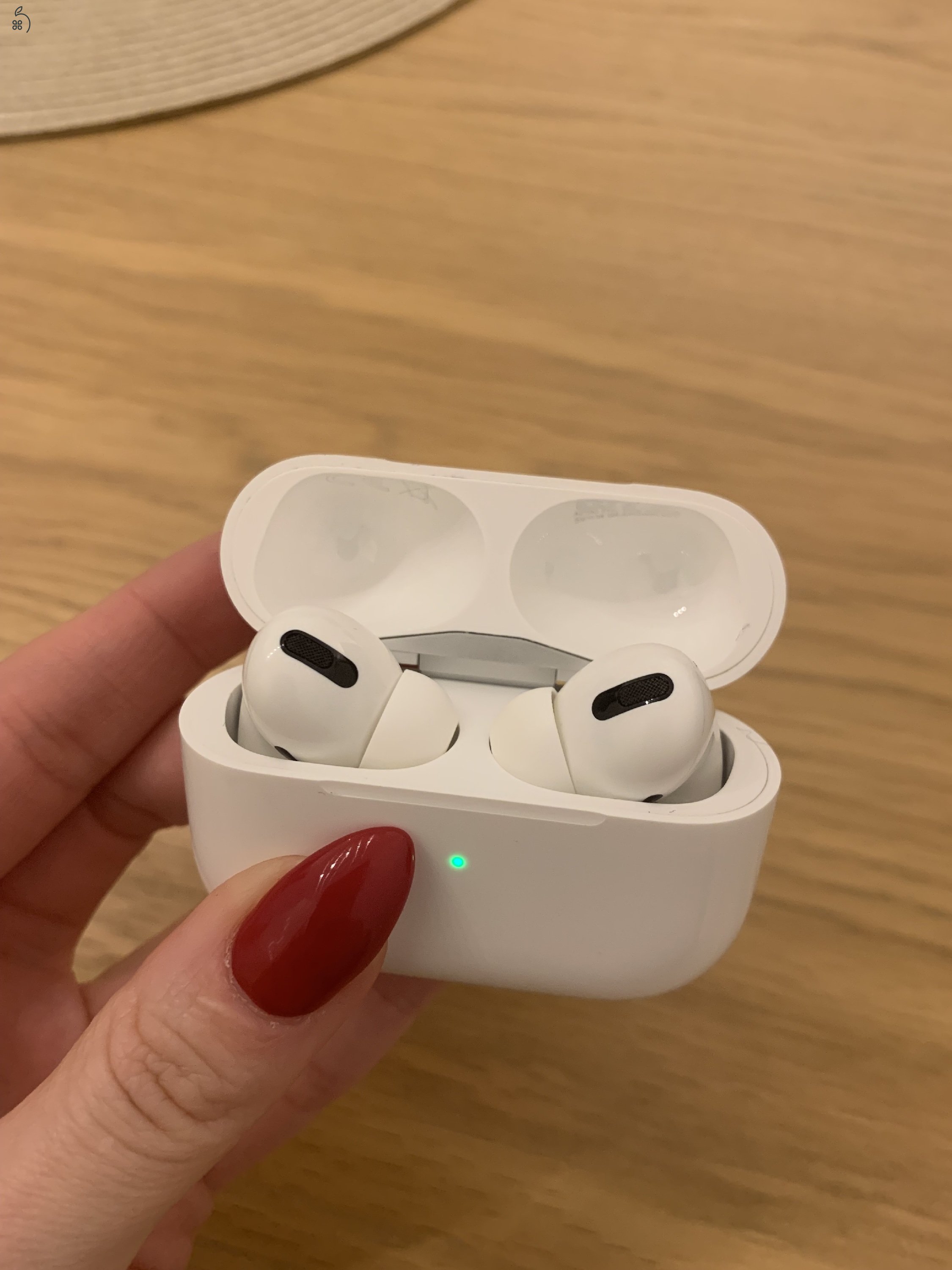 Apple AirPods Pro 1st generation