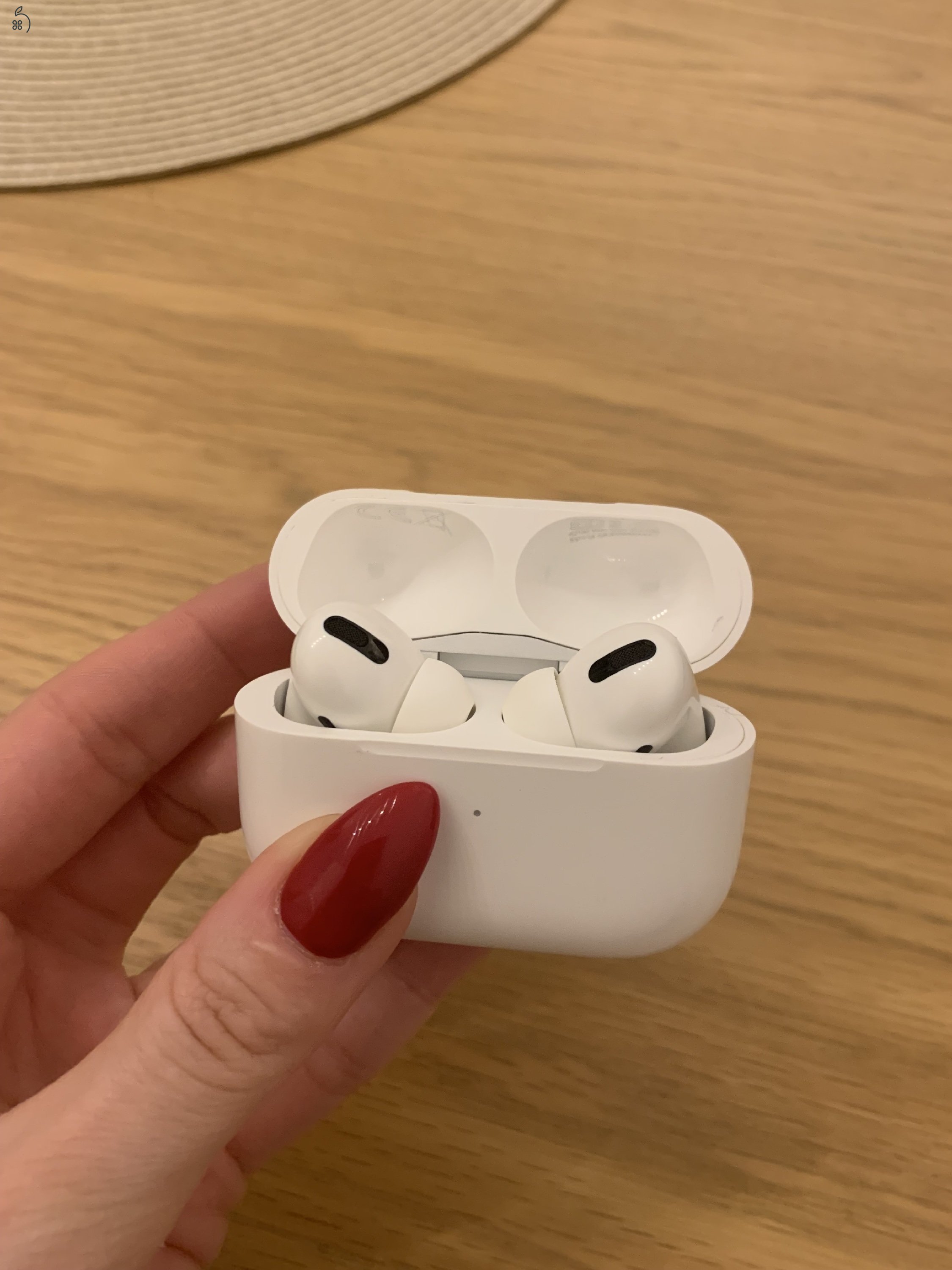 Apple AirPods Pro 1st generation