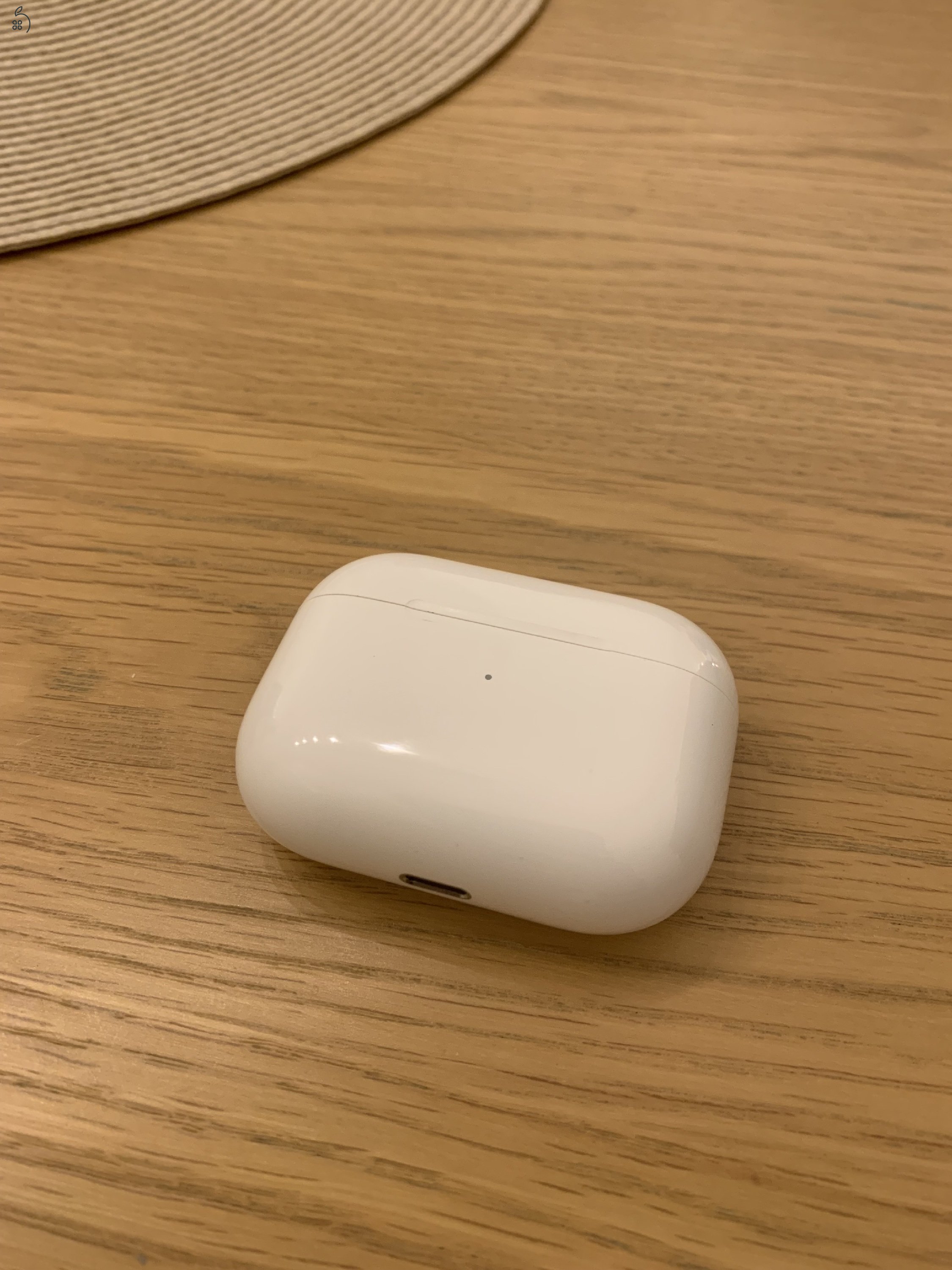 Apple AirPods Pro 1st generation