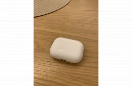 Apple AirPods Pro 1st generation