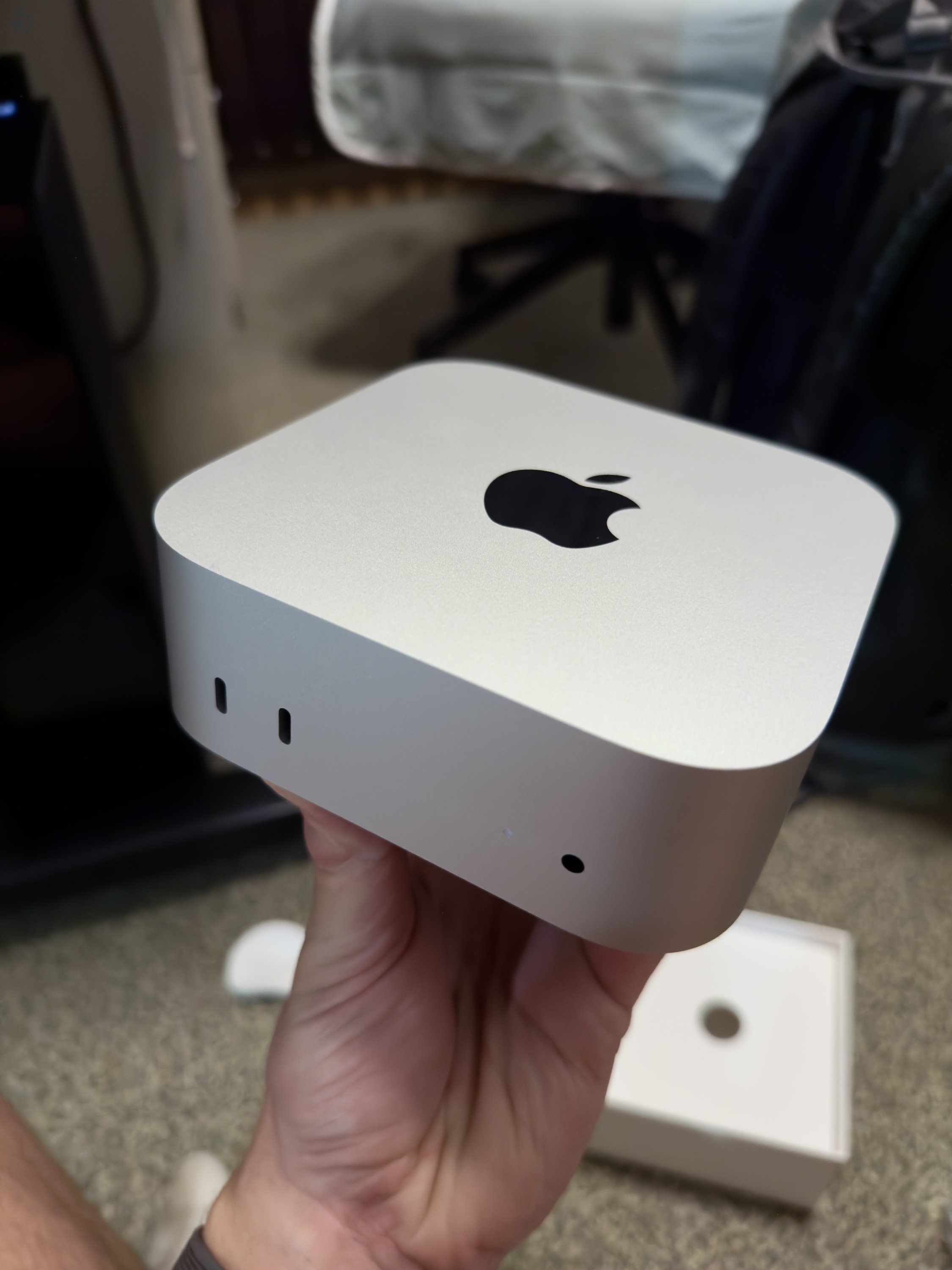 M4 Mac mini 16 GB RAM 512 GB SSD