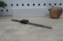 Apple Watch 8 - 45 mm - Használt, szép állapot