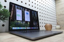 Apple Retina Macbook Pro 15 CTO - 2019 - Használt, karcmentes