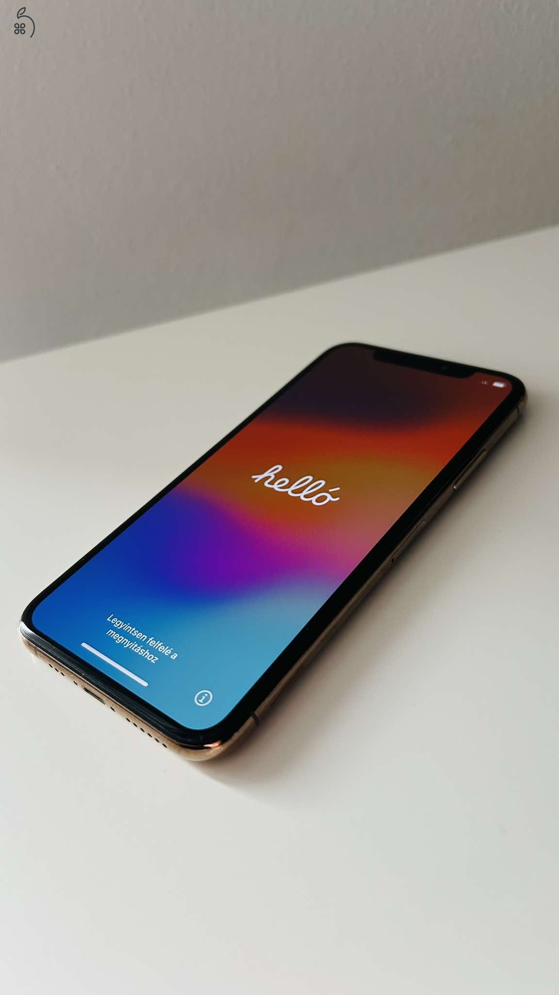 Apple iPhone XS 64GB kártyafüggetlen 