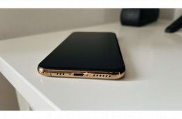 Apple iPhone XS 64GB kártyafüggetlen 