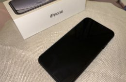 iPhone XR 64GB