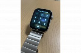 Appla Watch 4   44mm + 8db Szíj