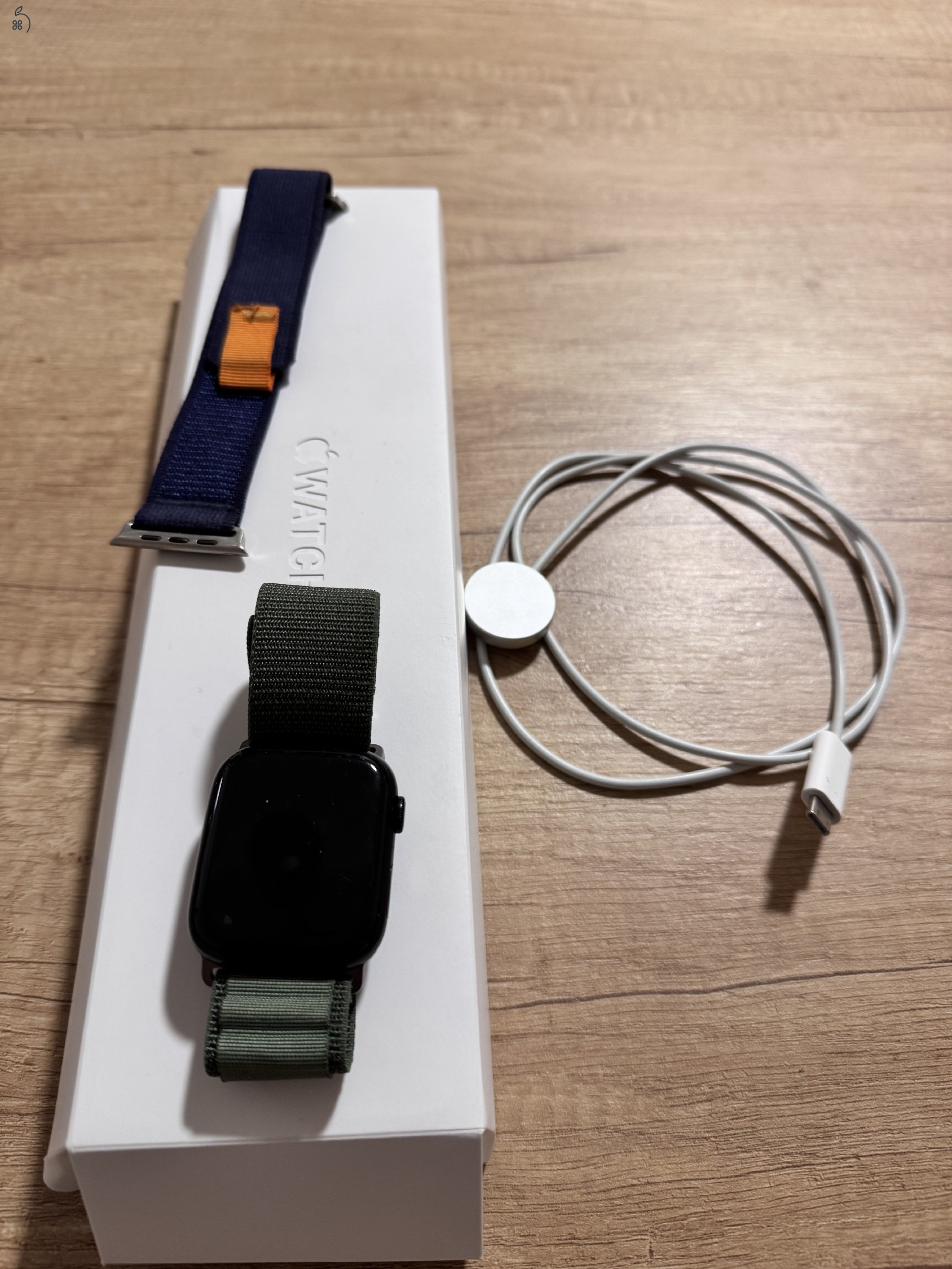 Apple Watch  Series 8 Midnight 45mm GPS alumínium