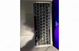 MacBook Pro M2 - 16 GB - 256GB SSD 