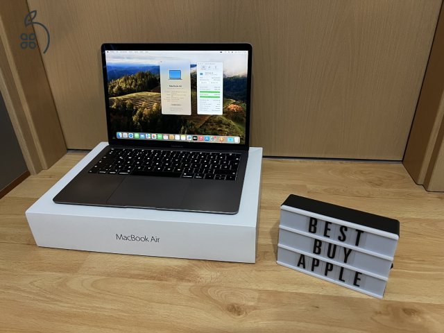 2019 Retina MacBook Air 13 / i5 1.6GHz / 8GB / 256GB SSD / Magyar / Space Gray / Új Aksi / Eladó