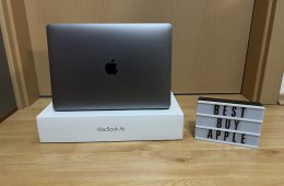 2019 Retina MacBook Air 13 / i5 1.6GHz / 8GB / 256GB SSD / Magyar / Space Gray / Új Aksi / Eladó