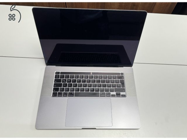 Eladó gyönyörű állapotban levő 2019-es Apple MacBook Pro 16” eredeti dobozával, töltőjével. Intel i9 processzor 1TB SSD, 16GB RAM