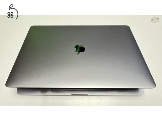 Eladó gyönyörű állapotban levő 2019-es Apple MacBook Pro 16” eredeti dobozával, töltőjével. Intel i9 processzor 1TB SSD, 16GB RAM