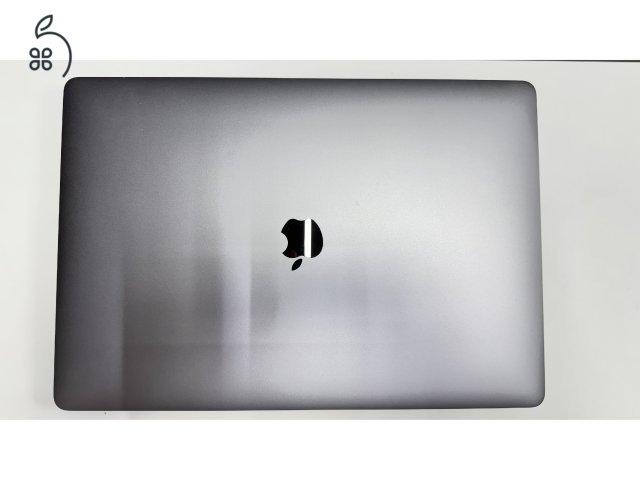 Eladó gyönyörű állapotban levő 2019-es Apple MacBook Pro 16” eredeti dobozával, töltőjével. Intel i9 processzor 1TB SSD, 16GB RAM