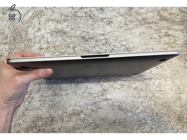 MacBook Pro (13 hüvelykes, M1, 2020)