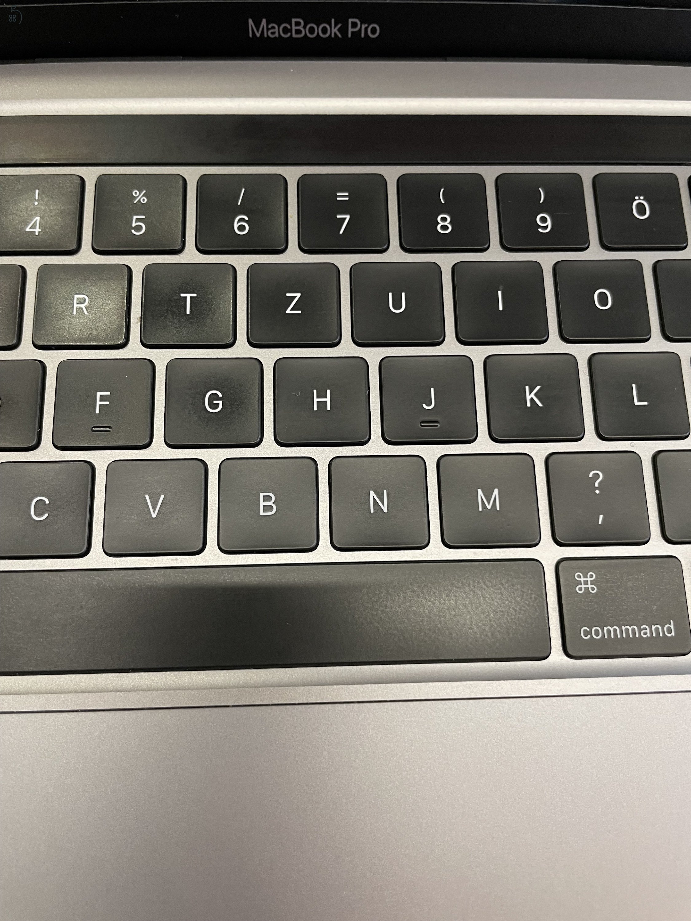 MacBook Pro (13 hüvelykes, M1, 2020)