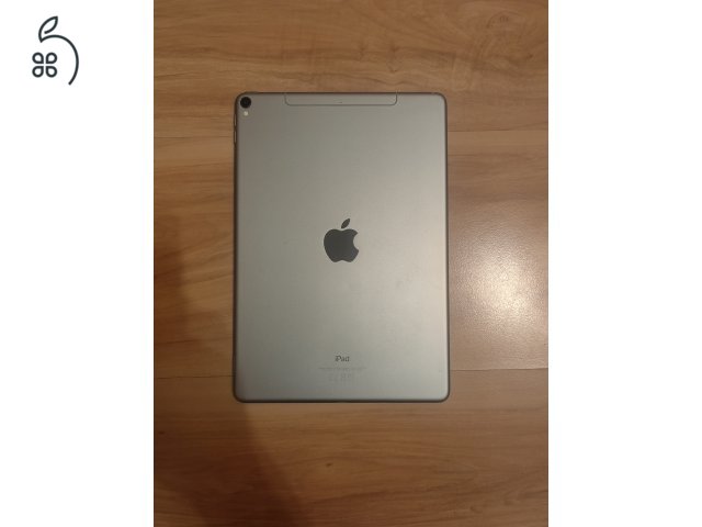 iPad Pro 10.5 (Wi-Fi+Cellular 64GB Space Gray) szép állapot