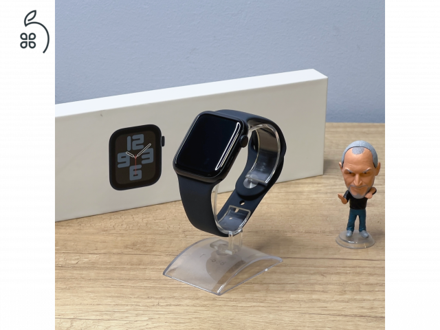 MacSzerez.com - Apple Watch SE 2022 / 44mm / Midnight alu / GPS / Midnight Sportszíj / Garancia