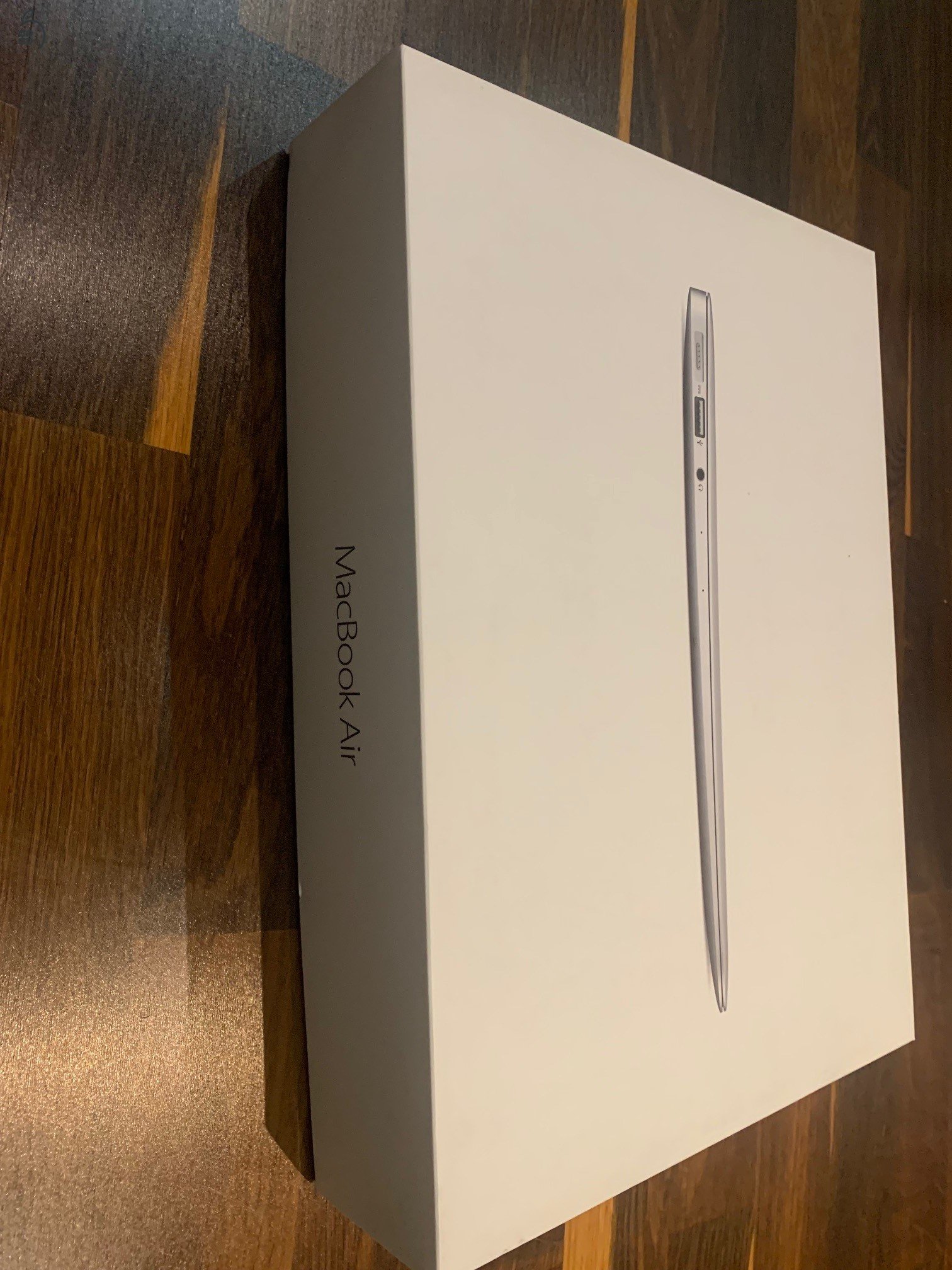 MacBook  Air 13 eladó