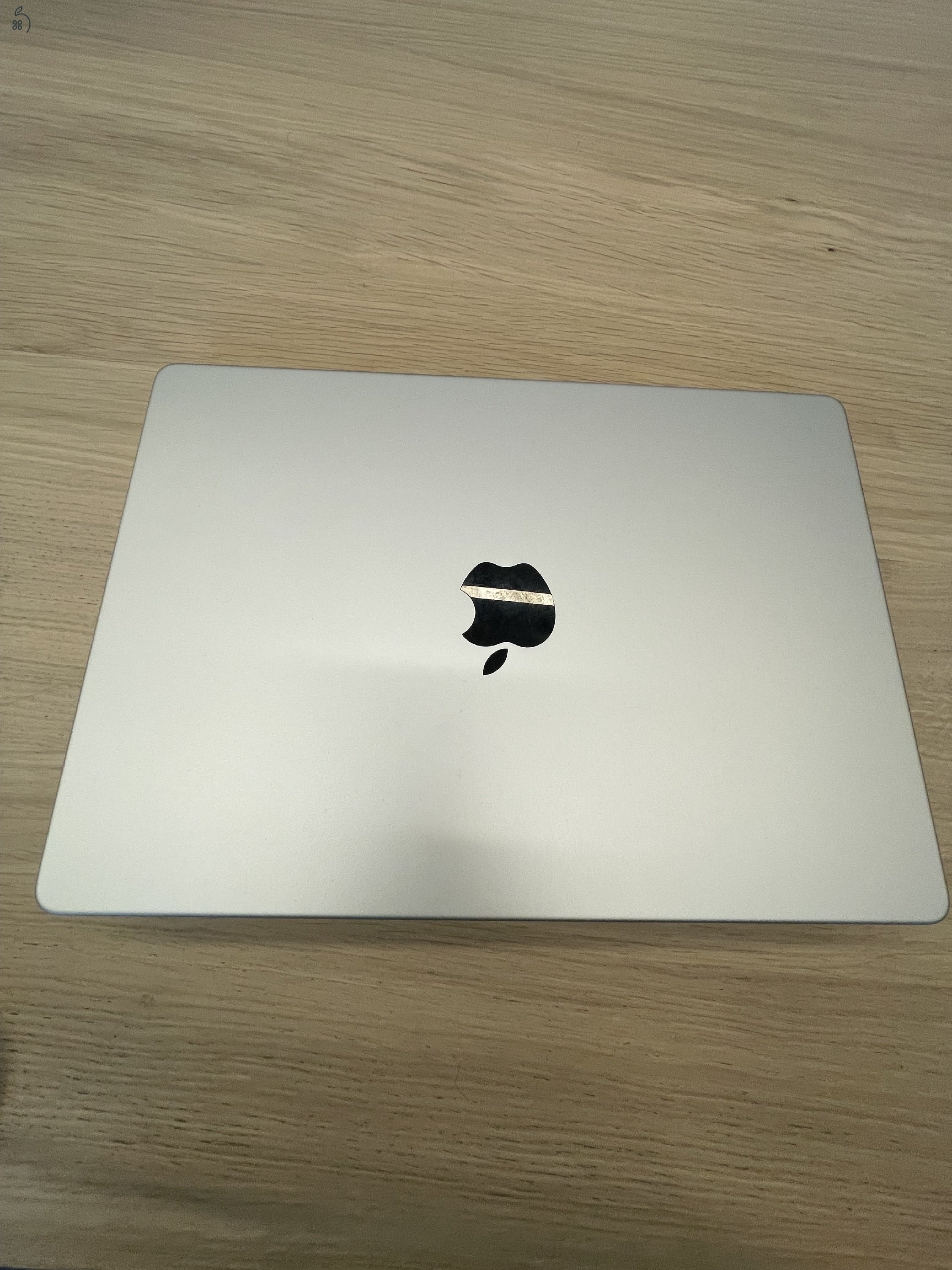 ELADÓ CUSTOM MACBOOK PRO 14 M1