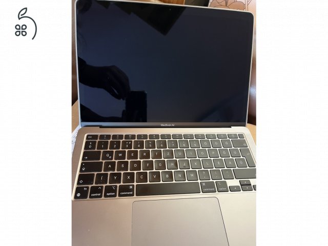 M1 Macbook Air, 8G RAM, 256G SSD