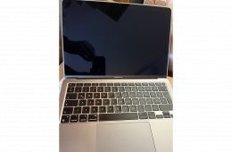 M1 Macbook Air, 8G RAM, 256G SSD