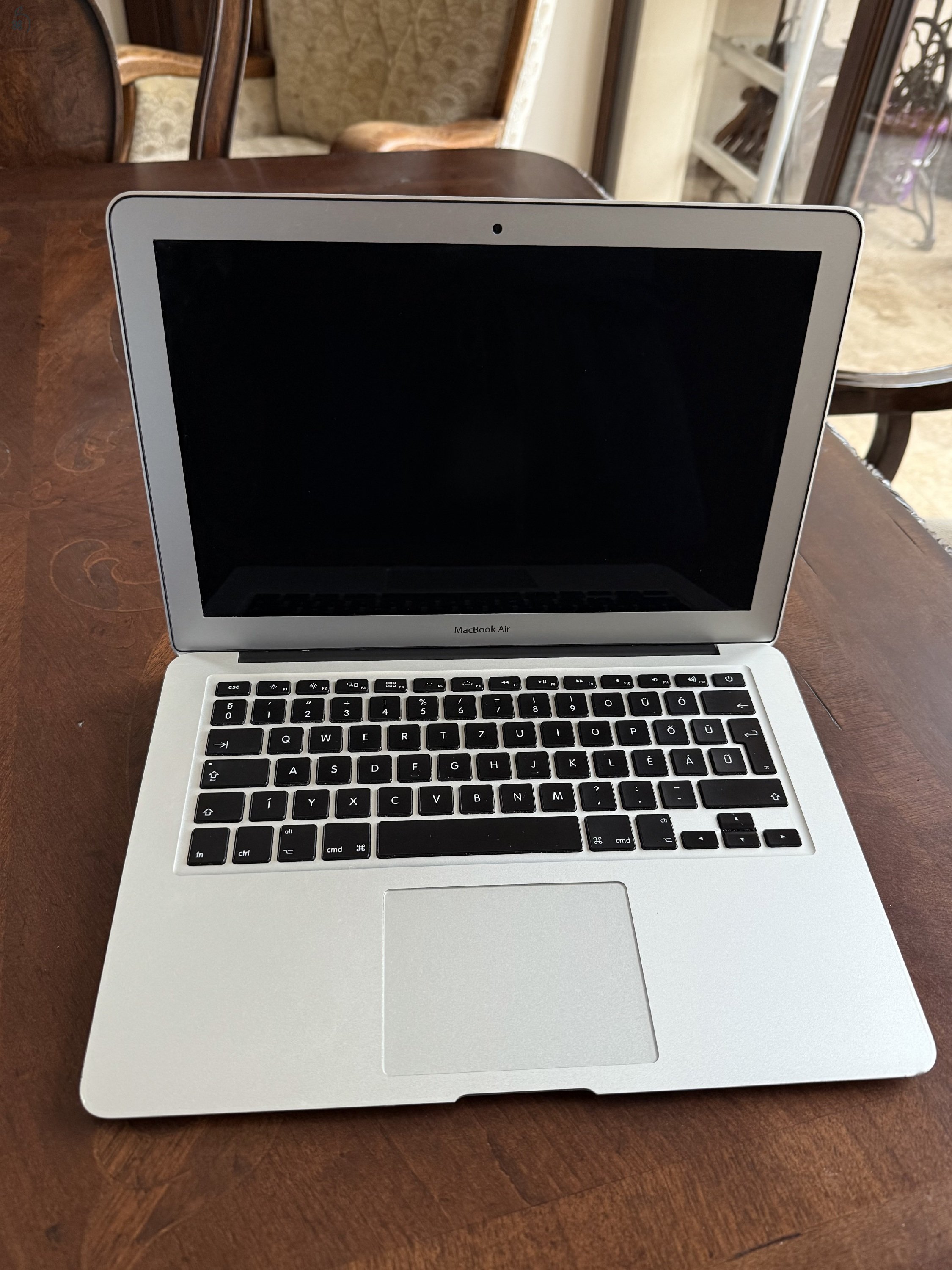 Macbook 13’ 2015 eleje, i7, 256GB, 8GB RAM