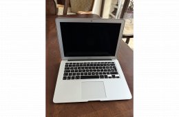 Macbook 13’ 2015 eleje, i7, 256GB, 8GB RAM