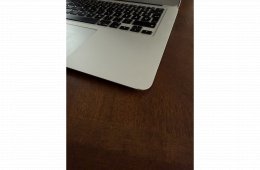 Macbook 13’ 2015 eleje, i7, 256GB, 8GB RAM