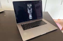 Macbook pro/ 2019 / 15” / i7 / 32GB / 500GB ssd