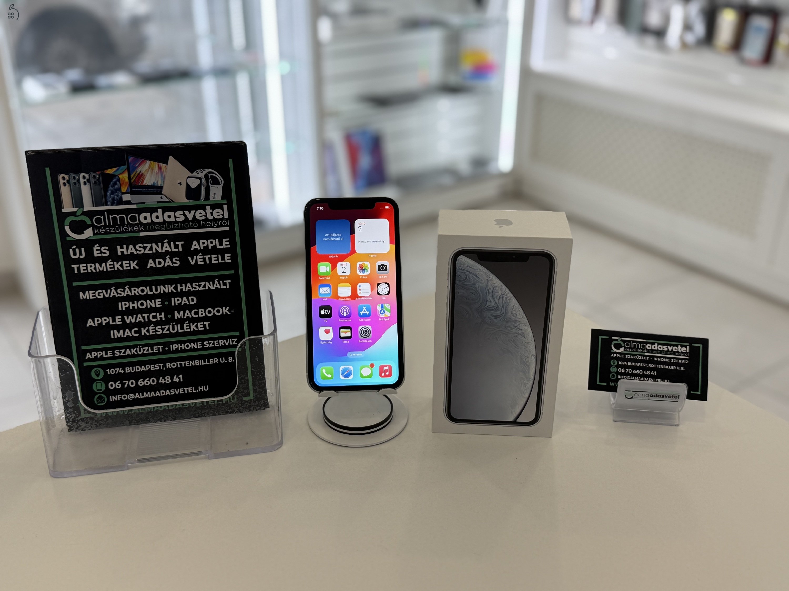 iPhone XR 64GB Független Újszerű/1-3 hónap gar./Akku 80%/p3989