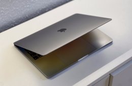 MacBook Pro 2017 13 256GB 2 ÉV Garanciával Számlával Aksi 100%