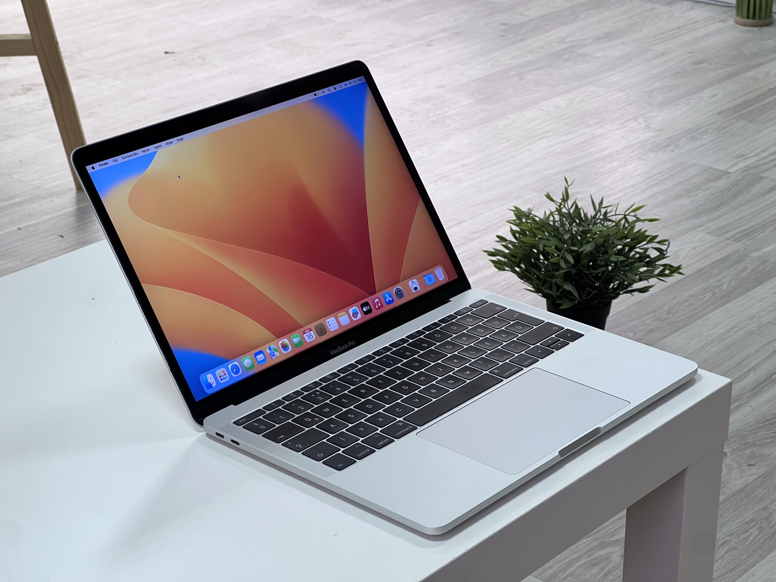 Hibátlan MacBook Pro 2017 13 128GB 2 ÉV Garanciával Számlával