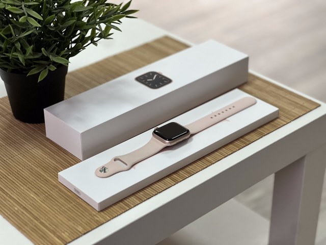 Apple Watch S5 Gold 40MM 2 ÉV Garanciával Számlával