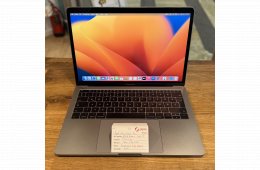 18. Apple MacBook Pro 13