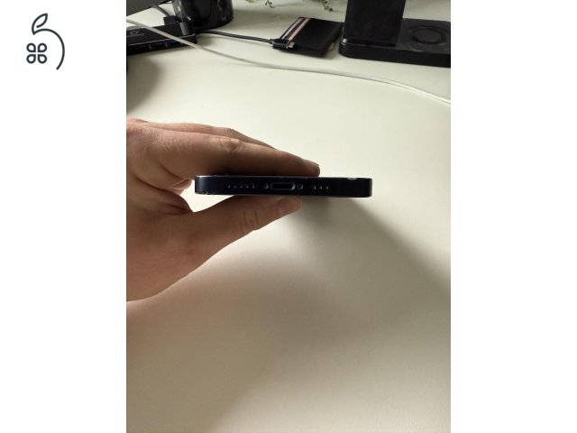 iPhone 12, 64gb, fekete