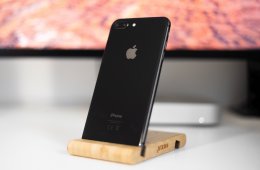 iPhone 8 Plus 256GB Jet Black - kártyafüggetlen