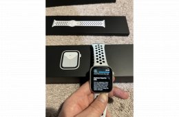 Apple Watch series 5 44mm