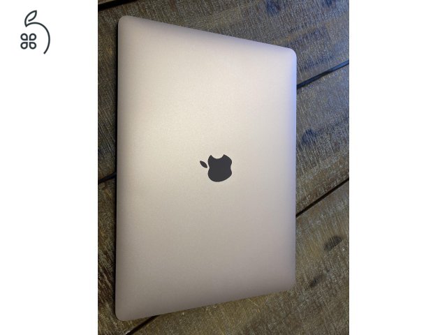 Megkímélt MacBook air 13