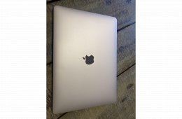 Megkímélt MacBook air 13