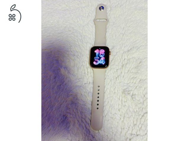 Apple Watch SE Gold 44 mm Cellular