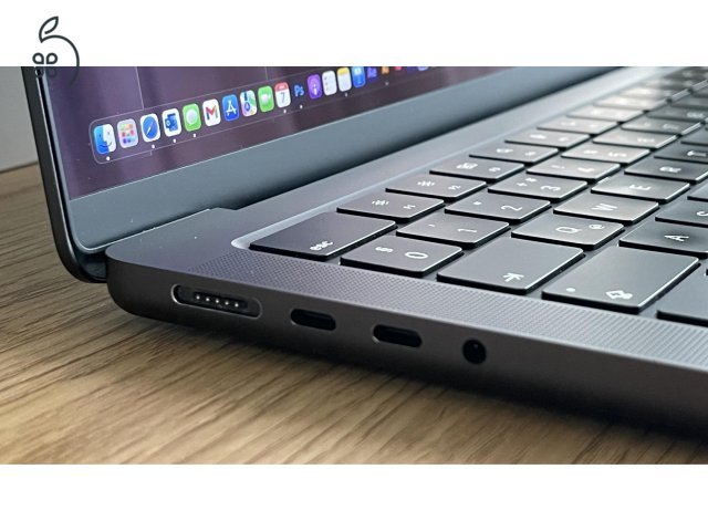 MacBook Pro M3 Pro ⚫️ 14,2