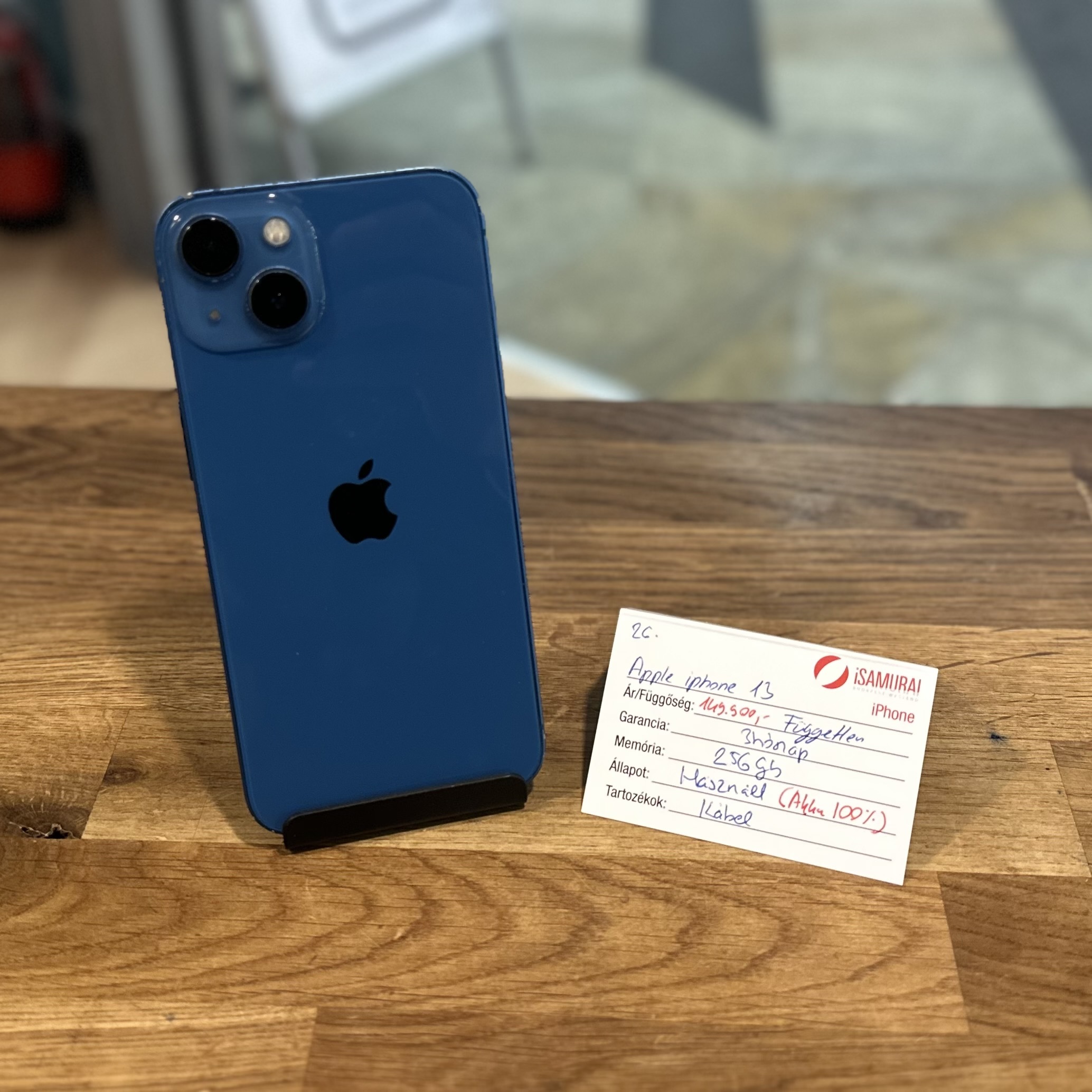 26. Apple iPhone 13 - 256 GB - Kék- Független - akku 100%